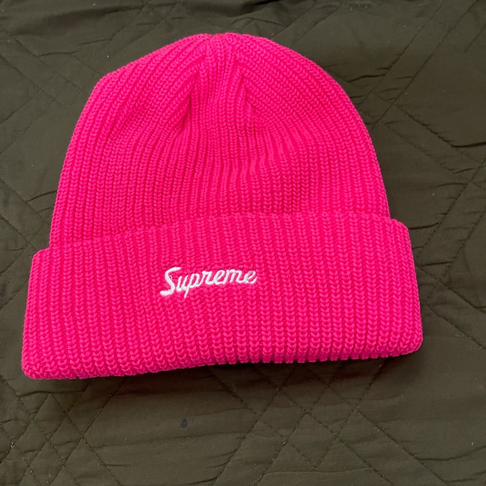 SUPREME AUTHENTIC NO JOKES HERE ONLY ONE